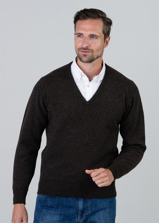 Leven 2 Ply Lambswool V-Neck - Cocoa - 1