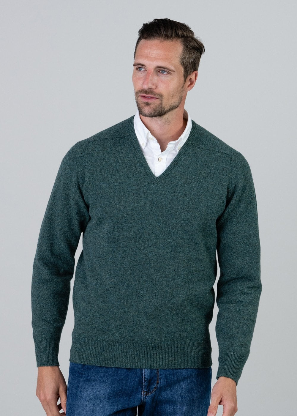 Leven 2 Ply Lambswool V-Neck - Moorland - 1