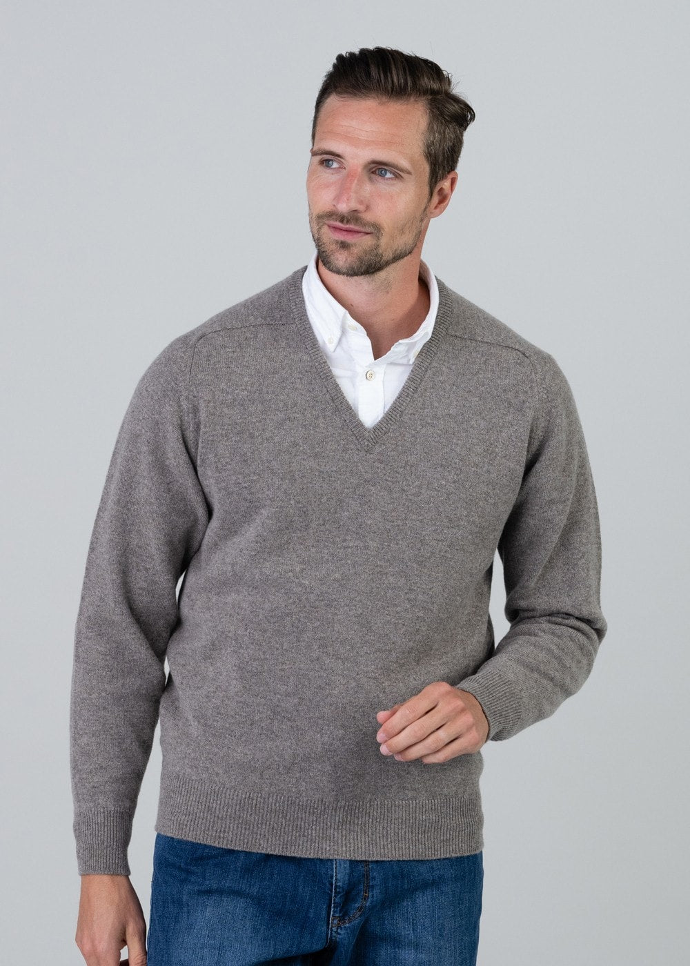 Leven 2 Ply Lambswool V-Neck - Vole - 1