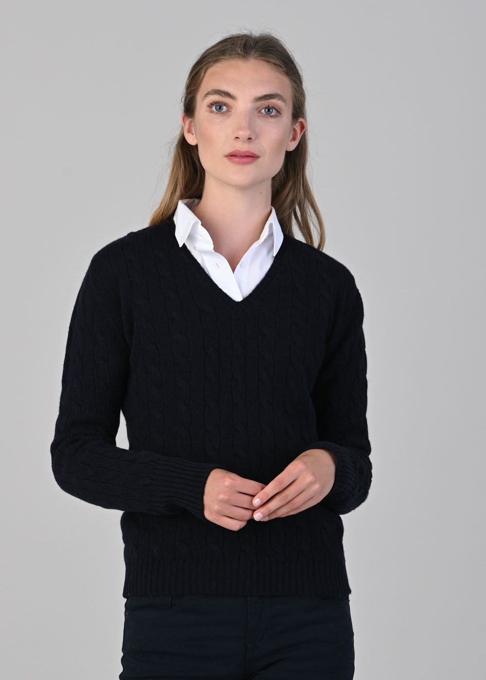 Sophia Cashmere Cable Vee Neck - Navy - 1