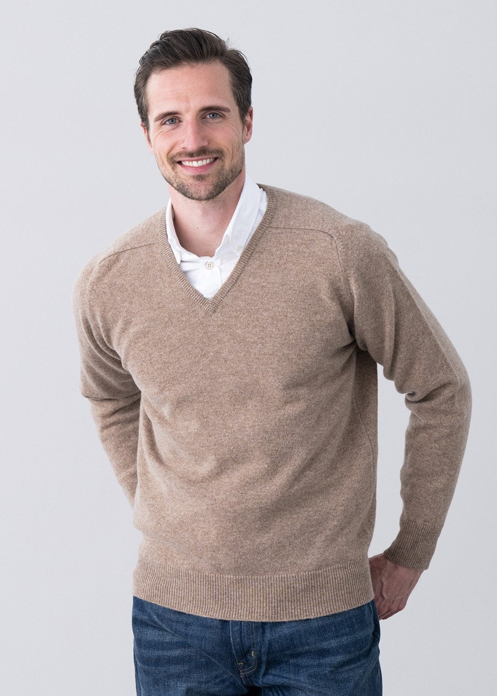 Leven 2 Ply Lambswool V-Neck - Colt - 1