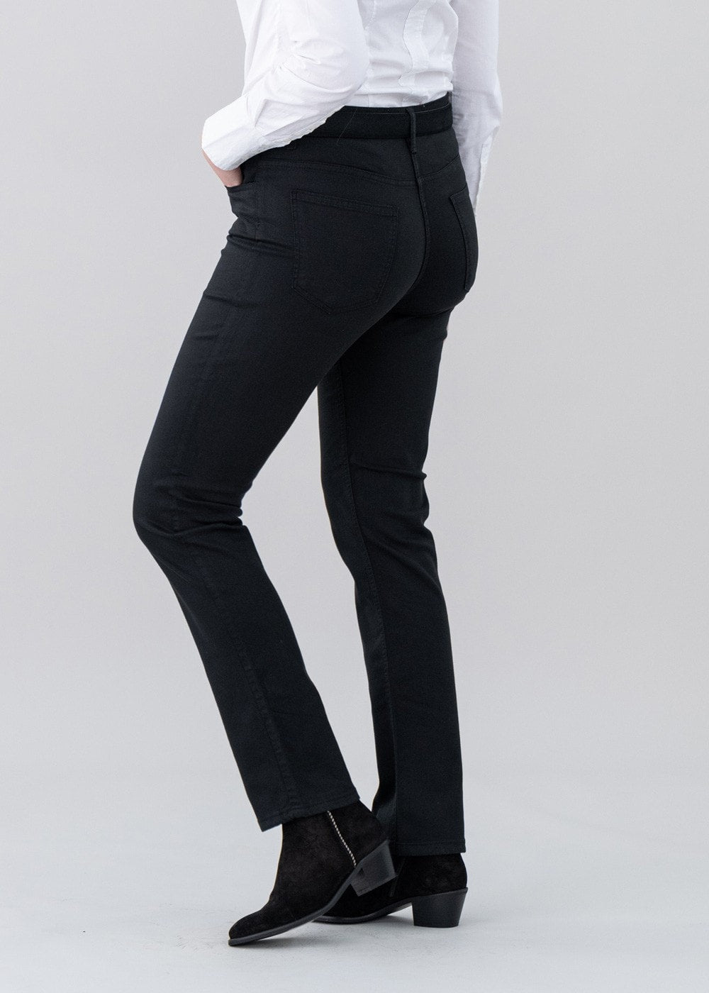 Guapa Straight Leg Jeans - Black - 3