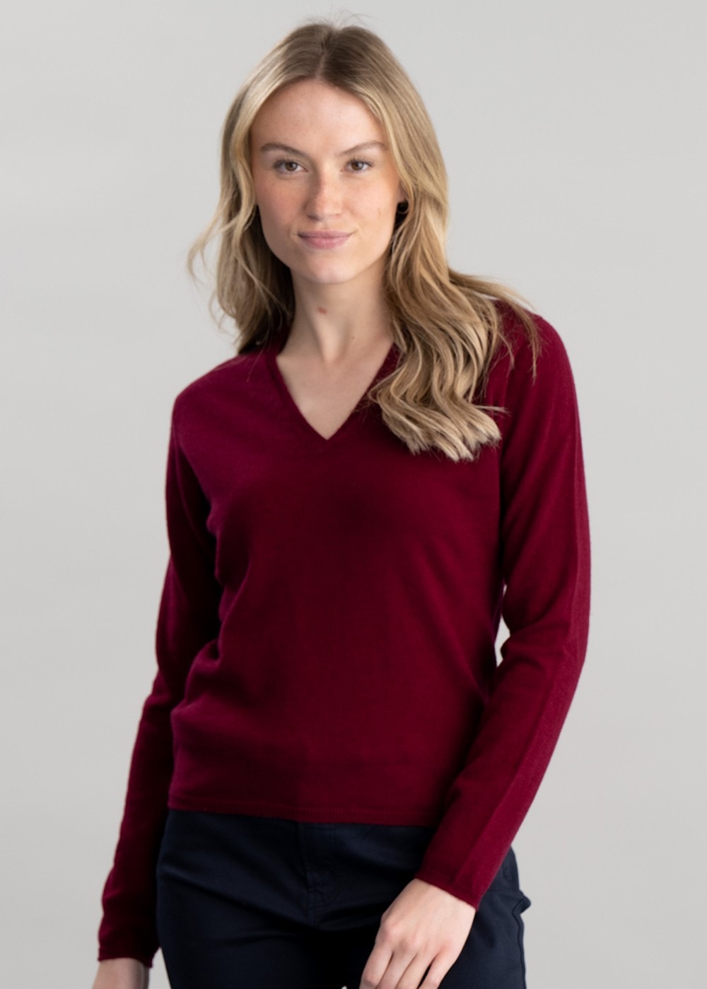 Millie Cashmere Vee Neck - Claret - 5