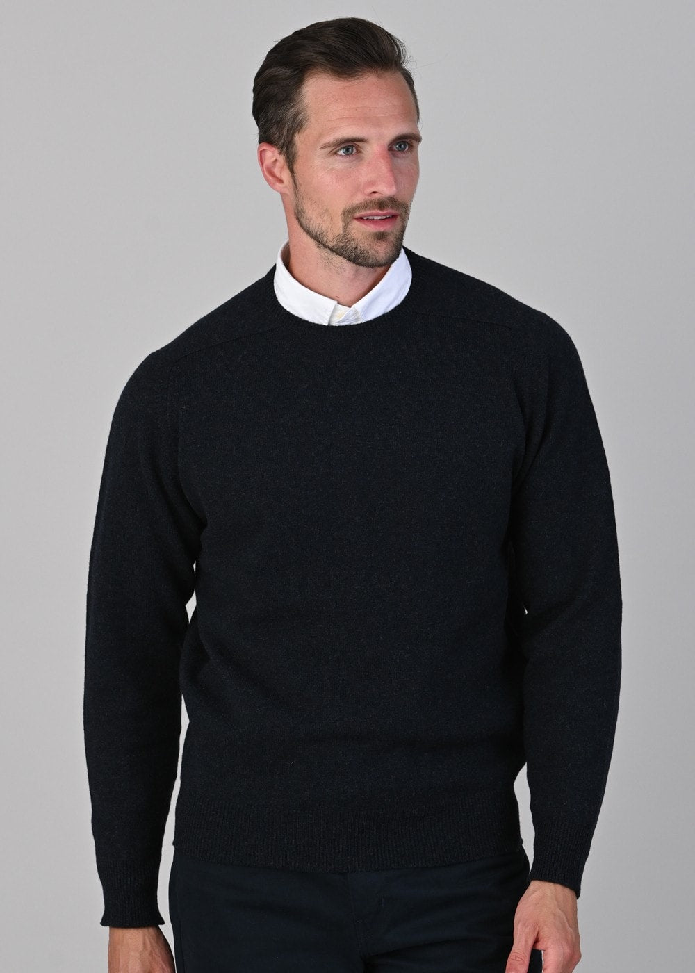 Leven 2 Ply Lambswool Crew Neck - Midnight - 2