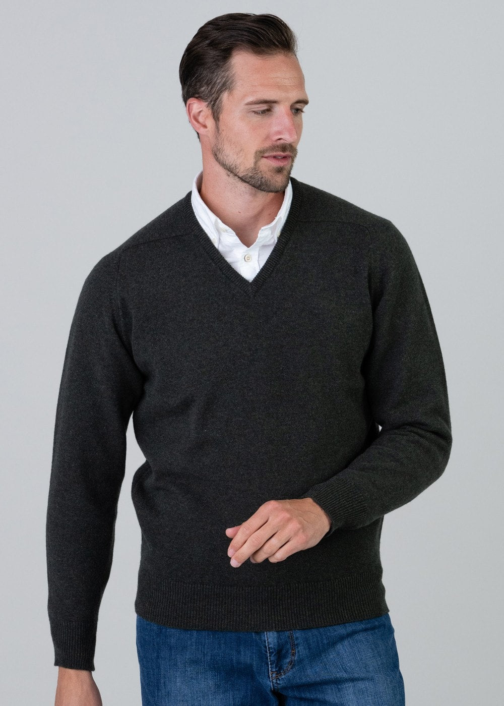 Leven 2 Ply Lambswool V-Neck - Seaweed - 3