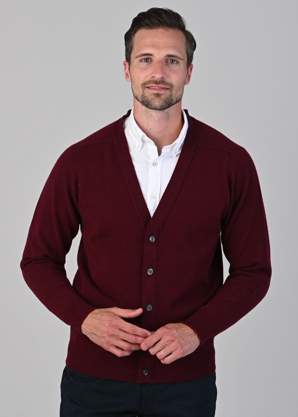 Leven 2 Ply Lambswool Cardigan - Bordeaux - 2