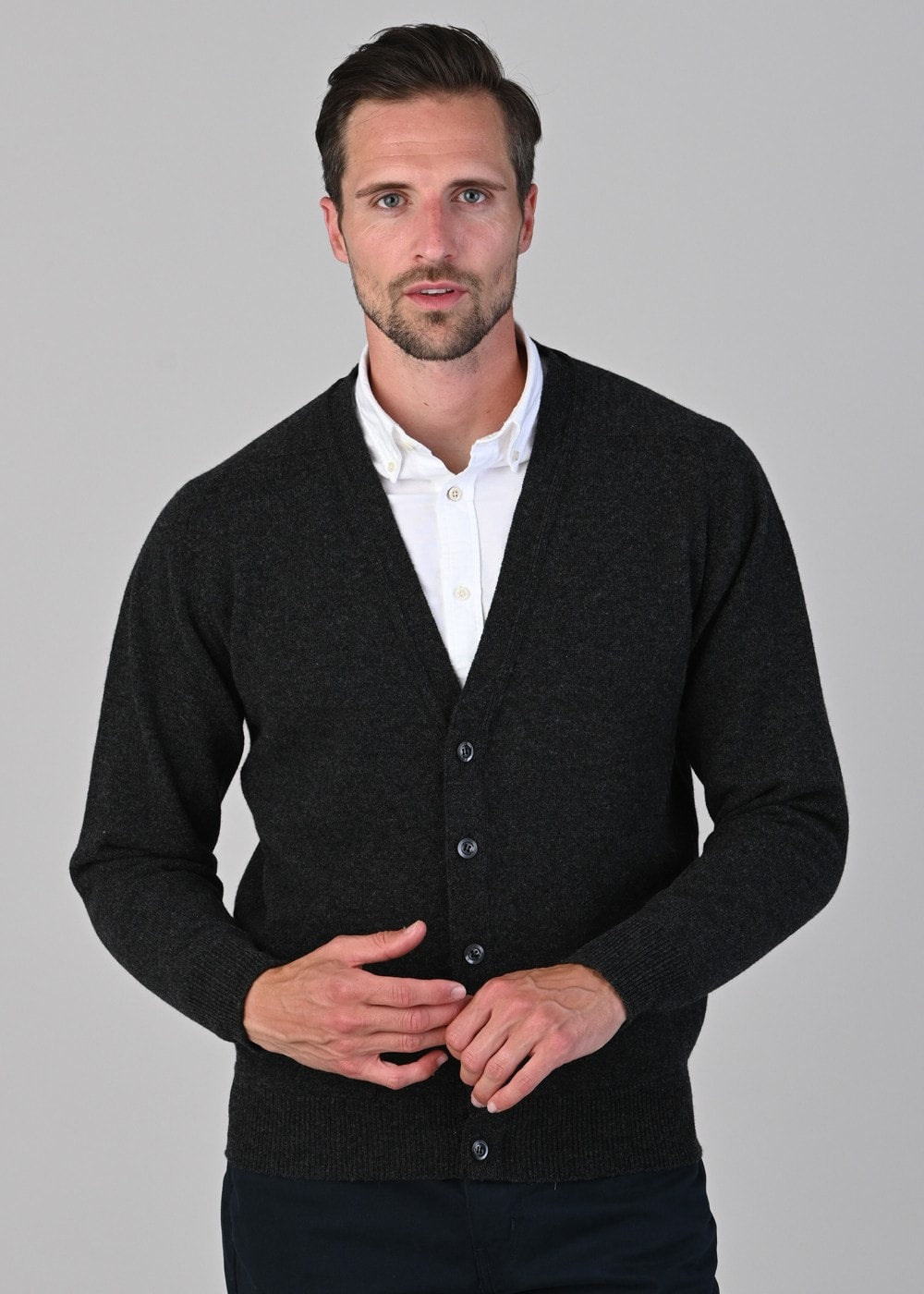 Leven 2 Ply Lambswool Cardigan - Charcoal - 2