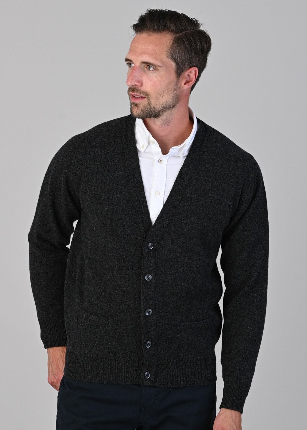 Leven 2 Ply Lambswool Cardigan - Charcoal - 3