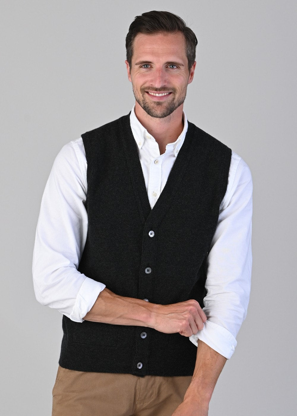 Oxton 1 Ply Cashmere Waistcoat - Charcoal - 2