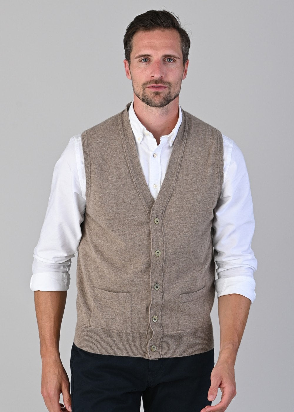 Oxton 1 Ply Cashmere Waistcoat - Dark Natural - 4