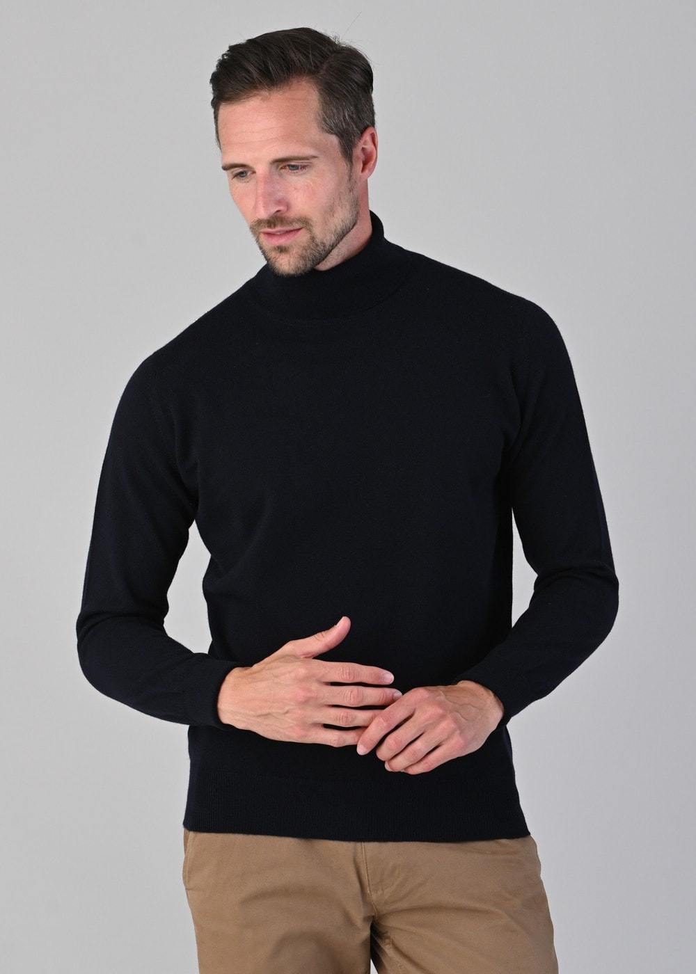 Oxton 1 Ply Cashmere Roll Neck - Navy - 4