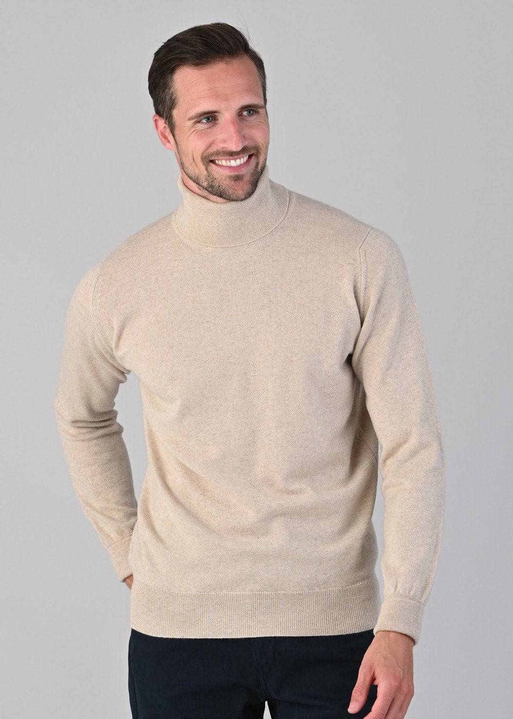 Oxton 1 Ply Cashmere Roll Neck - Linen - 3