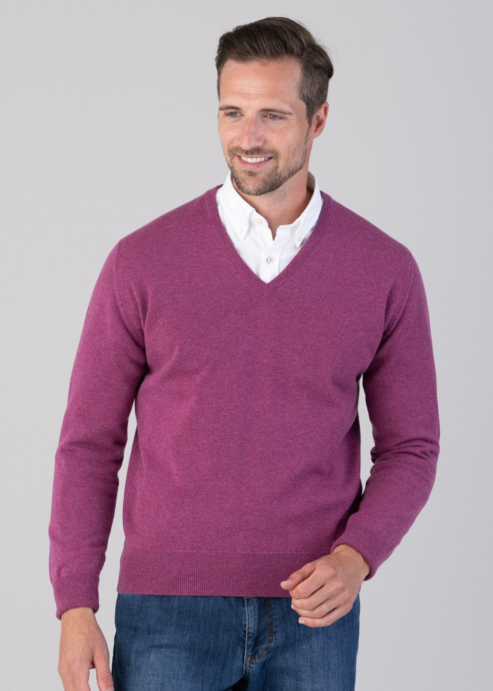 Oxton 1 Ply Cashmere V-Neck - Loganberry - 3