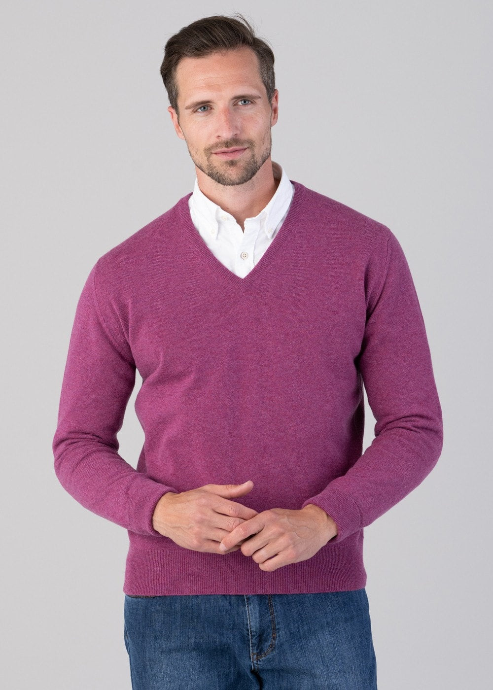 Oxton 1 Ply Cashmere V-Neck - Loganberry - 4