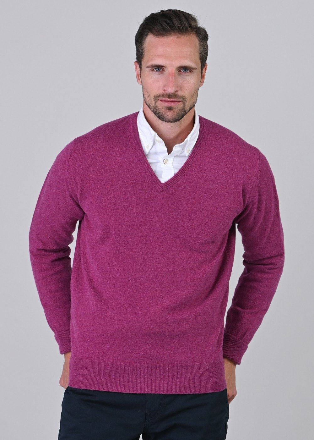 Gordon 1 Ply Geelong V-Neck - Loganberry - 2