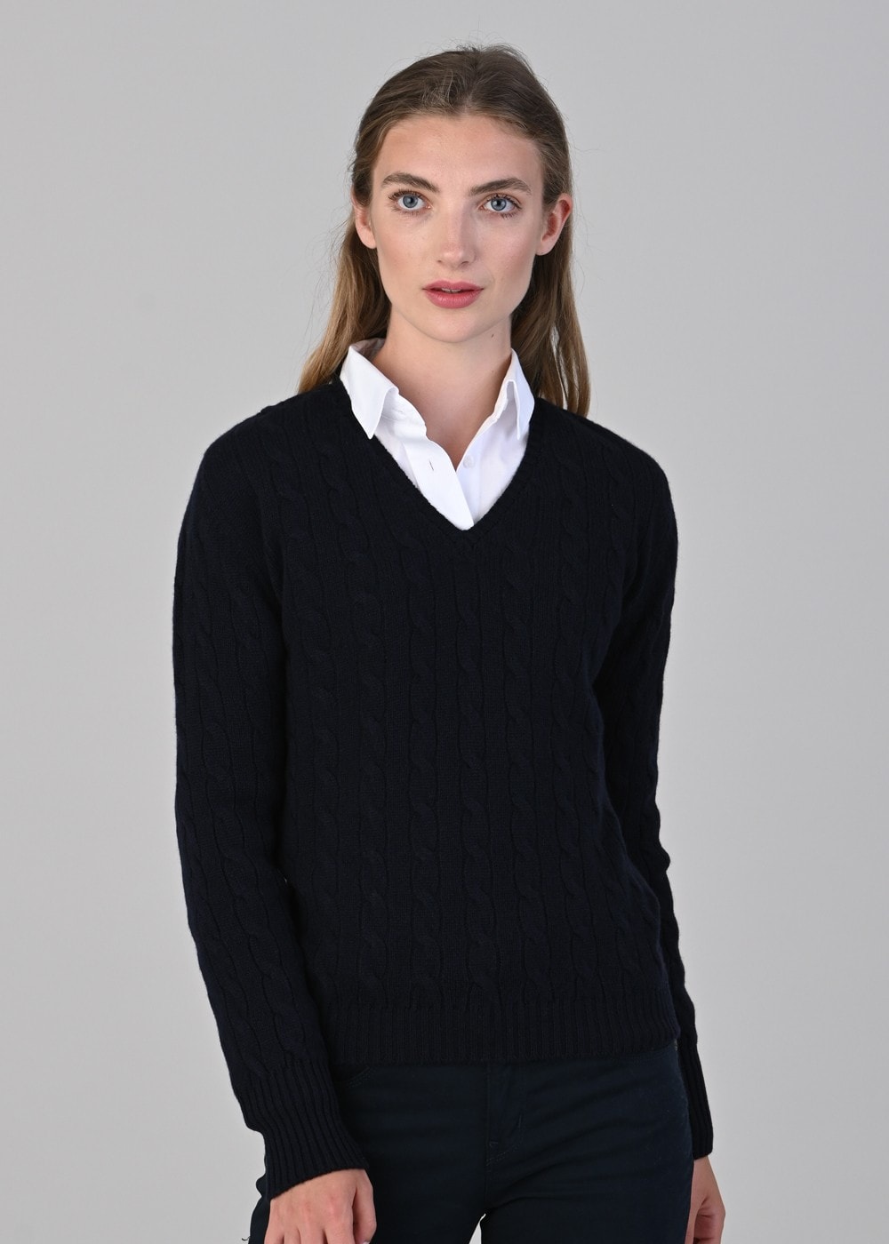 Sophia Cashmere Cable Vee Neck - Navy - 3