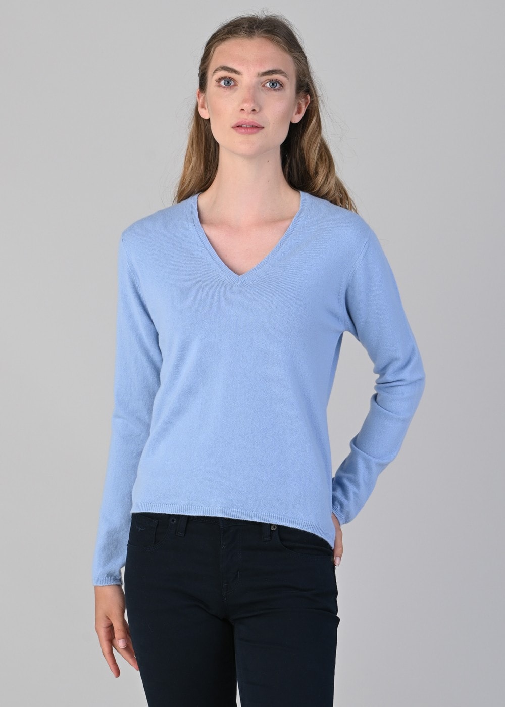 Millie Cashmere Vee Neck - Hyacinth - 5