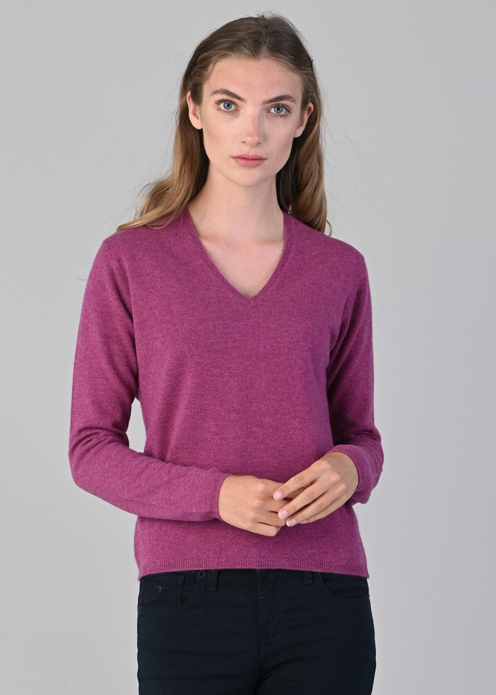 Millie Cashmere Vee Neck - Loganberry - 2