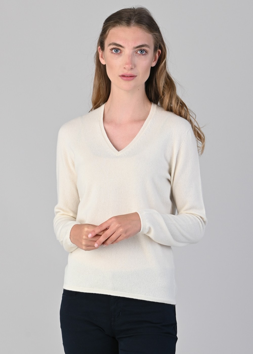 Millie Cashmere Vee Neck - White Undyed - 4