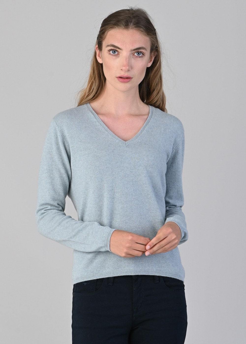 Millie Cashmere Vee Neck - Harr - 4