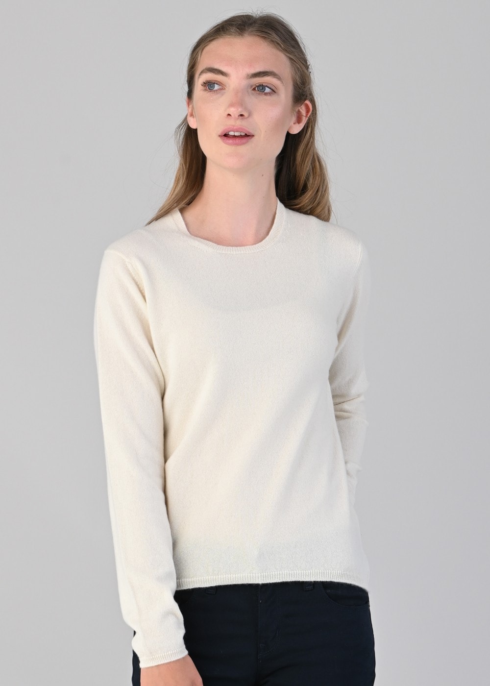 Millie Cashmere Crew Neck - White Undyed - 2