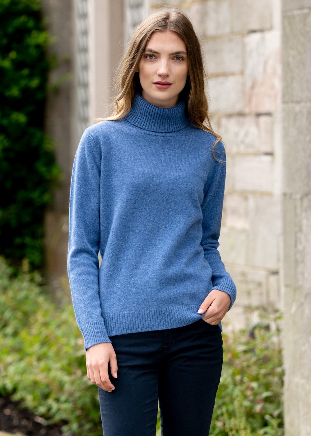 Lindsey Lambswool Roll Neck - Lapis - 5