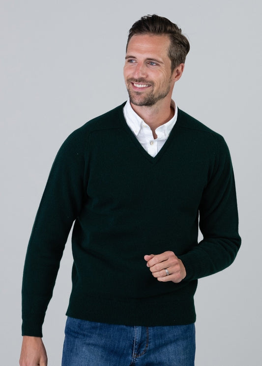 Leven 2 Ply Lambswool V-Neck - Tartan Green - 1