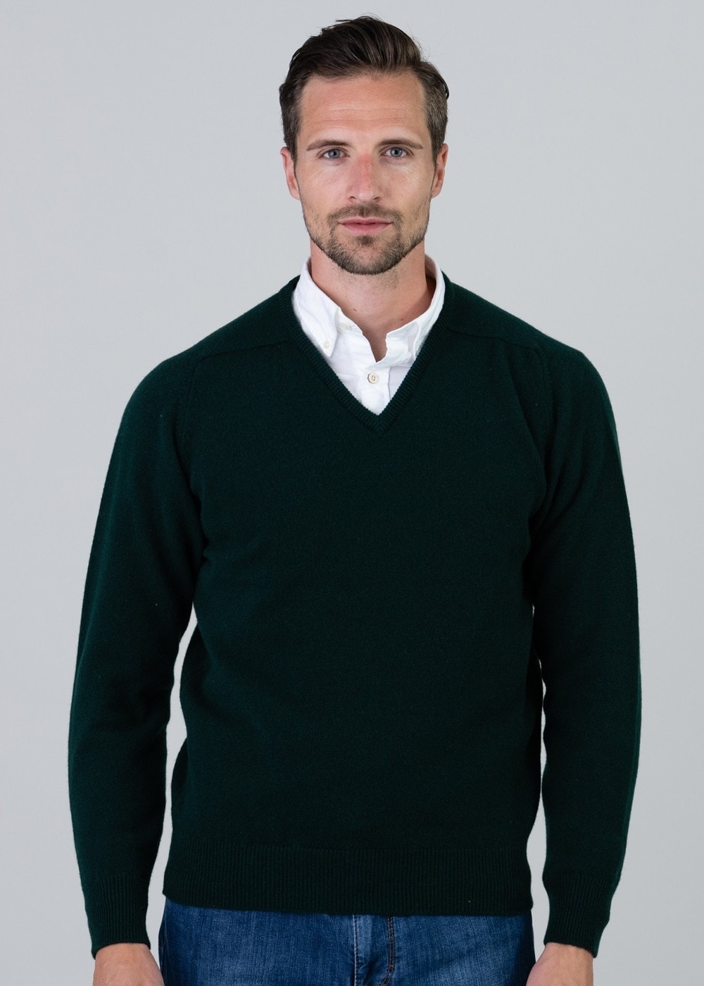 Leven 2 Ply Lambswool V-Neck - Tartan Green - 2