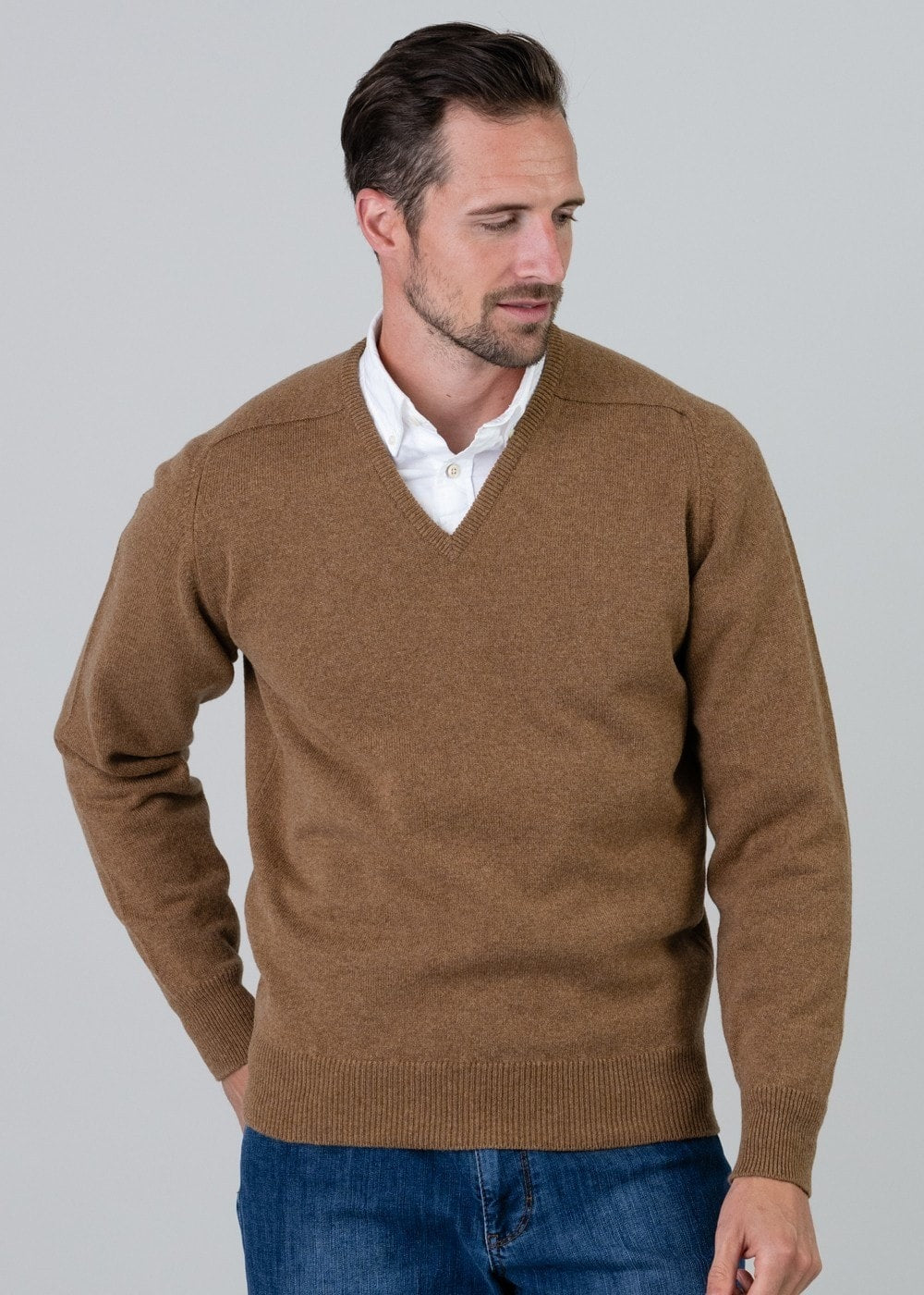 Leven 2 Ply Lambswool V-Neck - Driftwood - 4