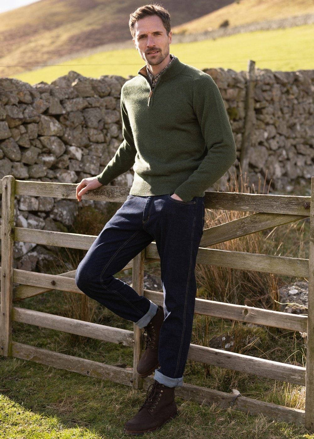 Lambswool 2 Ply Zip Neck - Rosemary with Driftwood - 2