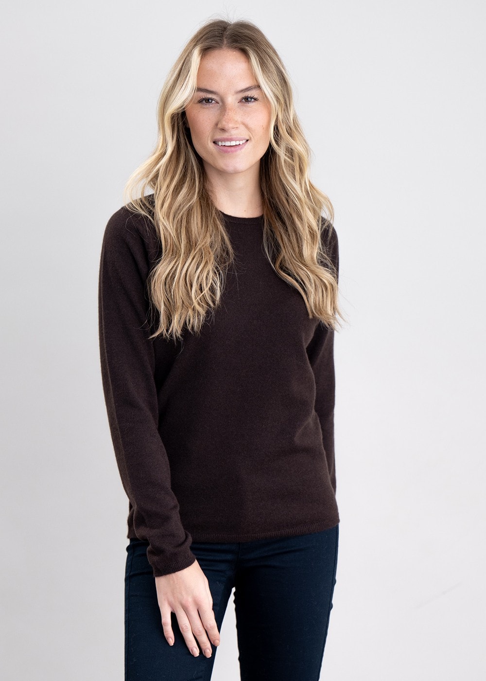 Millie Cashmere Crew Neck - Ebony - 3