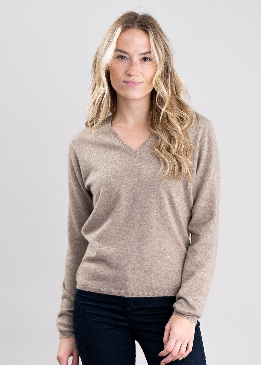 Millie Cashmere Vee Neck - Dark Natural - 1