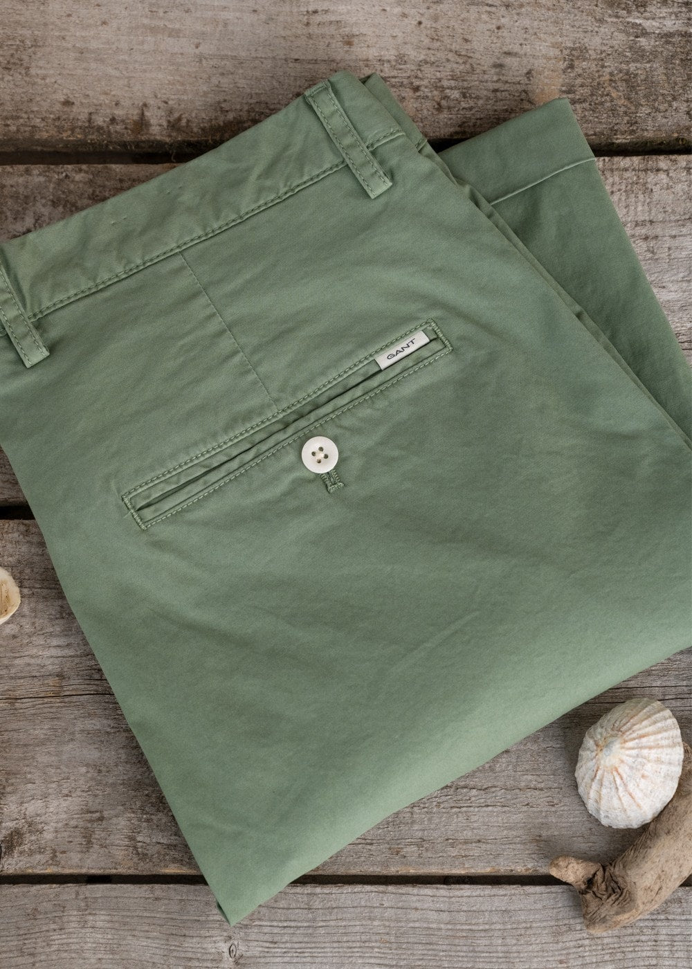 Sunfaded Shorts - Kalamata Green - 4