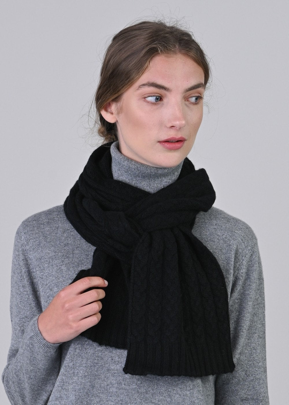 Cashmere Cable Scarf - Black - 0