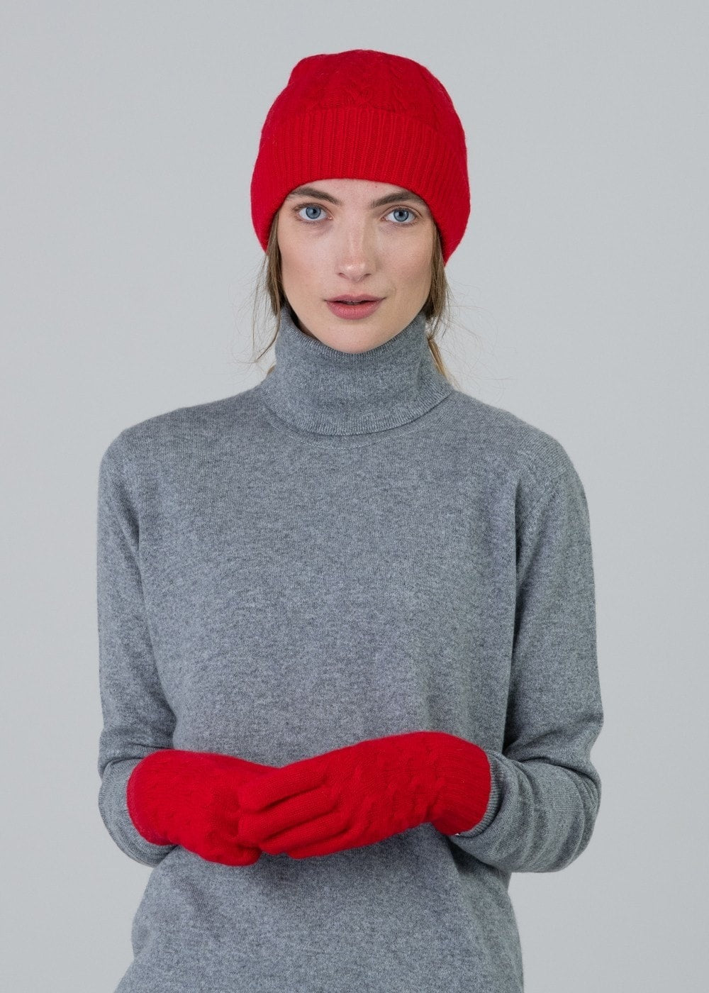 Cashmere Cable Gloves - Cardinal - 1