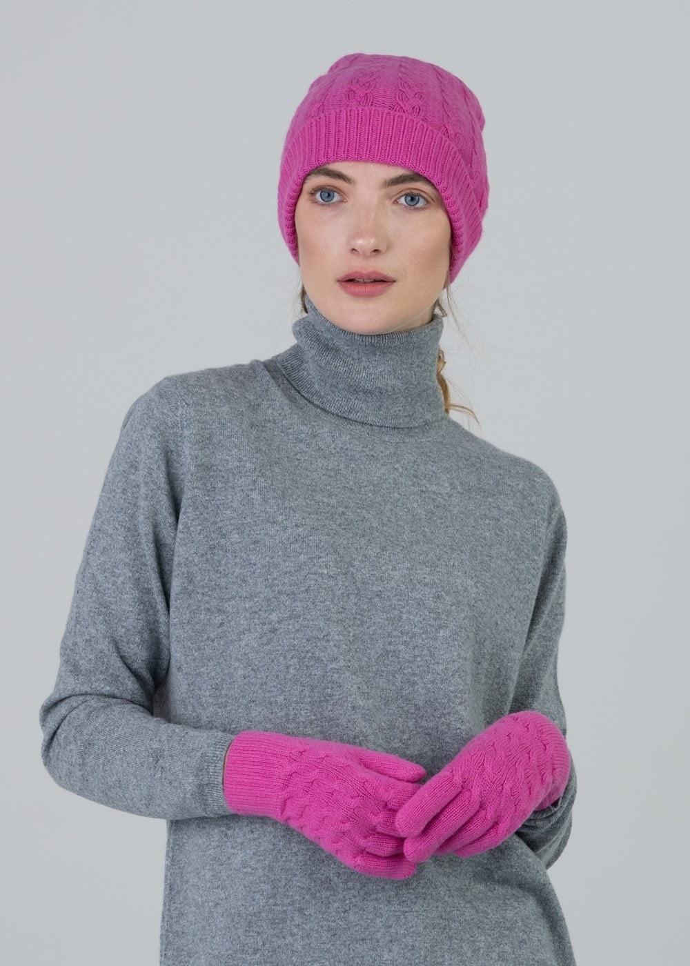 Cashmere Cable Gloves - Infra Pink - 1