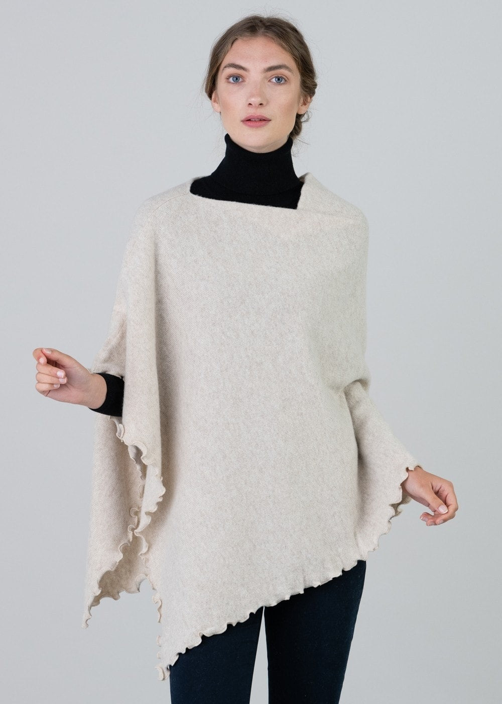 Lindsey Lambswool Poncho - Linen - 2