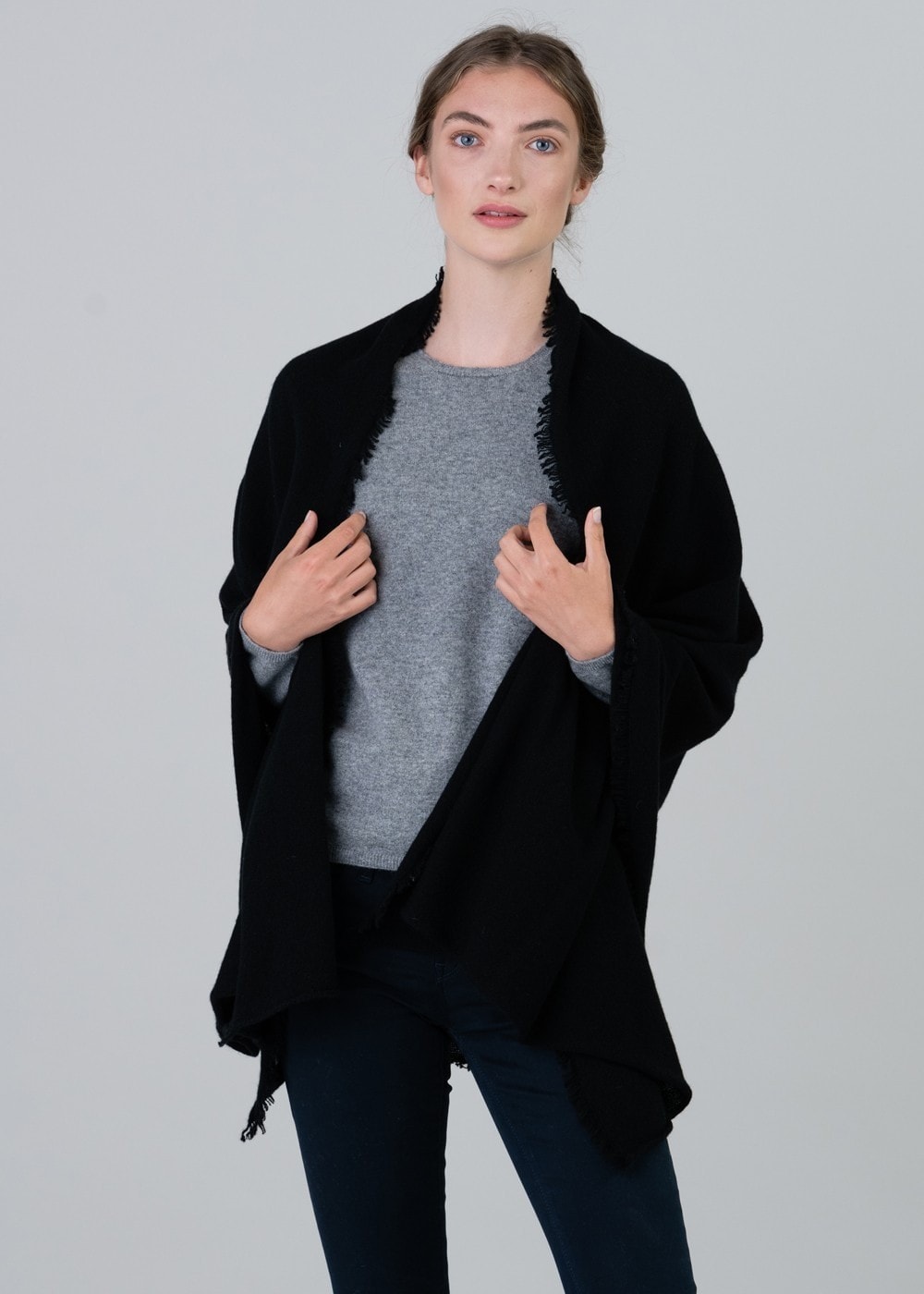 Poppy Cashmere Wrap - Black - 2