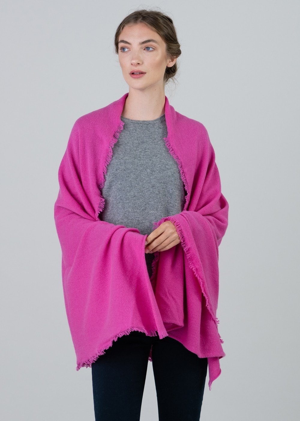 Poppy Cashmere Wrap - Infra Pink - 4