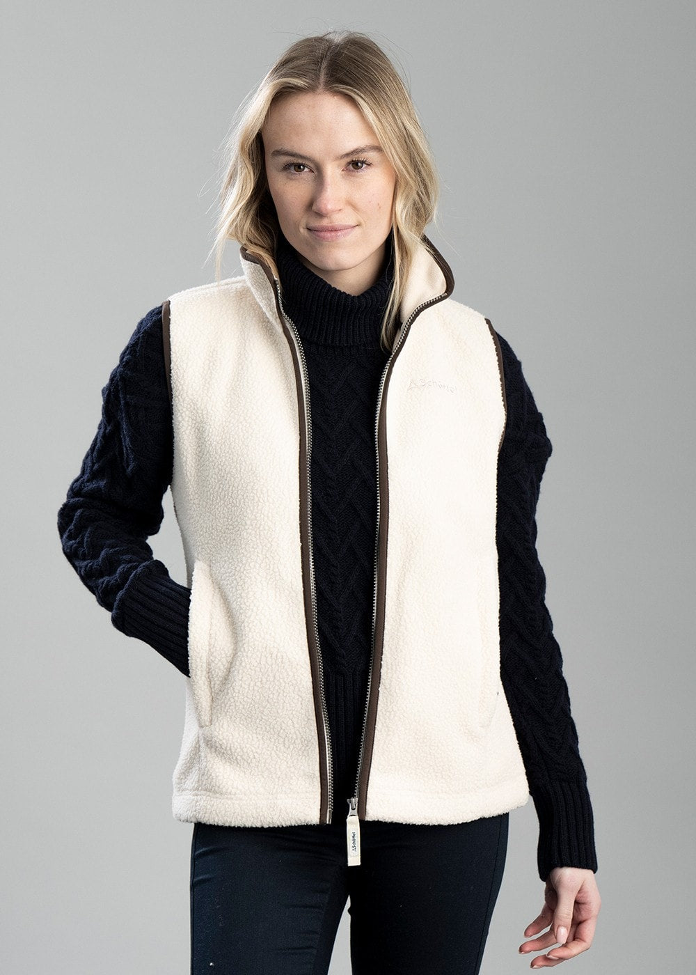 Lyndon Retro Fleece Gilet AW24 - Ecru - 2