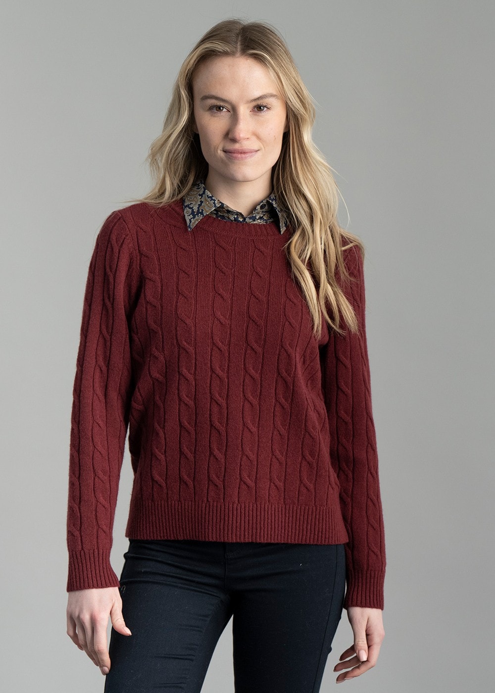 Lambswool Cable Crew Neck - Plumped Red - 2