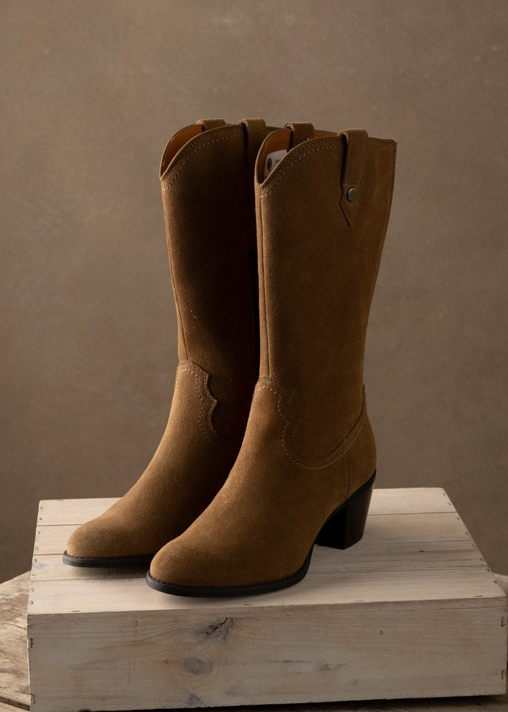 Addison Boots - Caramel Suede - 2