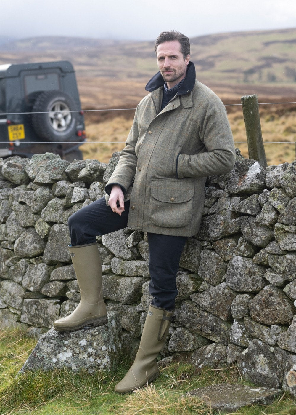 Chiltern Field Coat - Grieve Tweed - 2