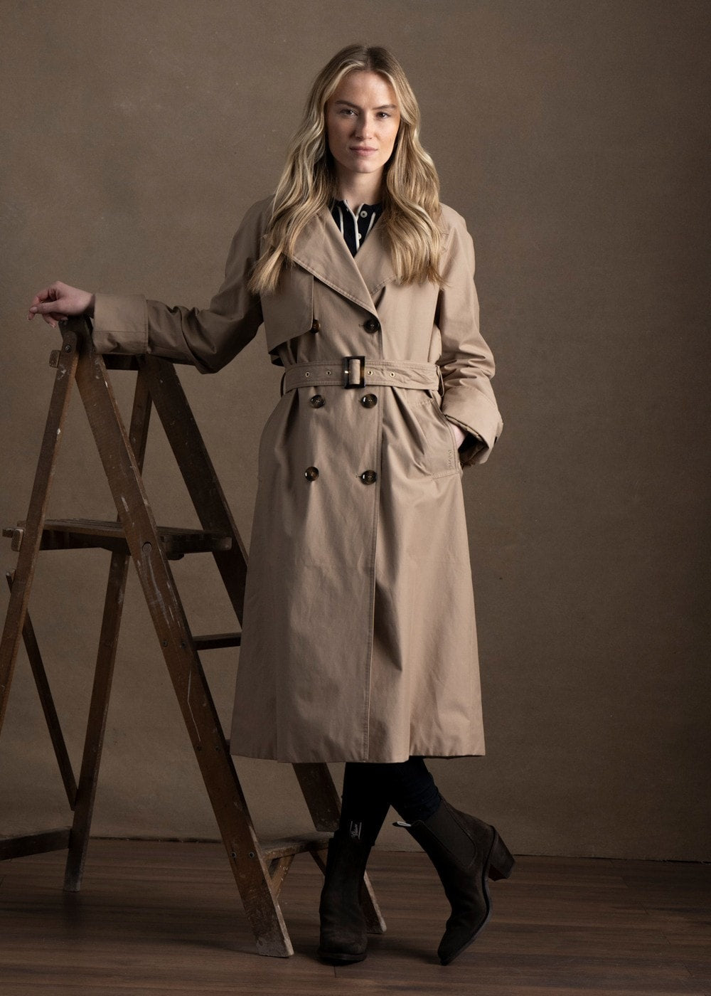 Gwyn Showerproof Trench Coat - Honey and Muted Tartan - 2