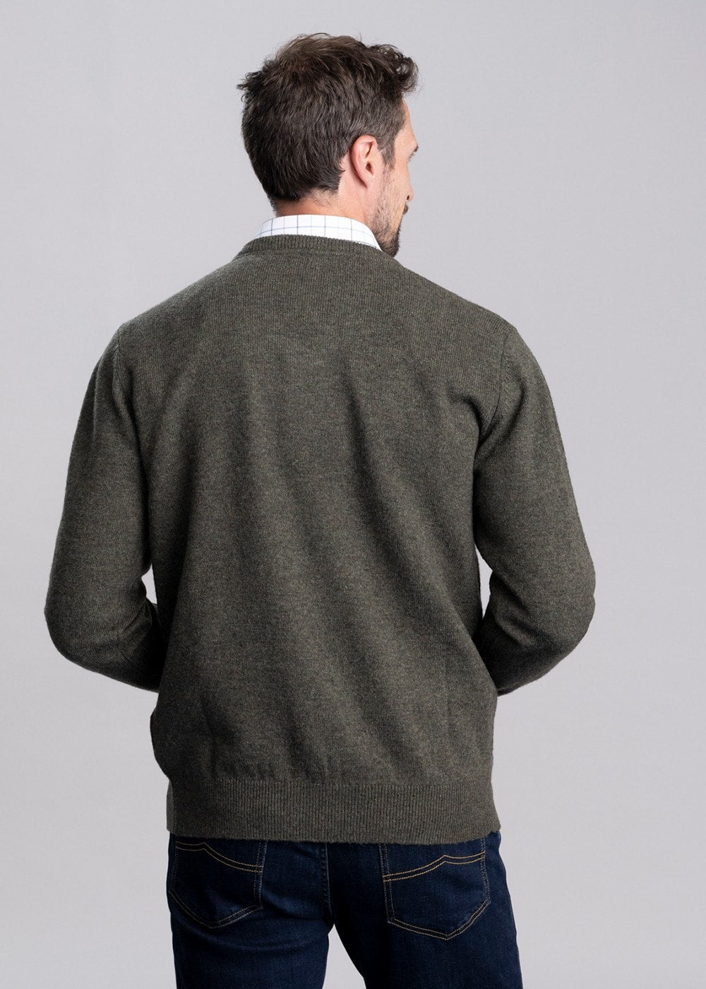 Lewis Lambswool V-Neck Jumper - Woodland - 3